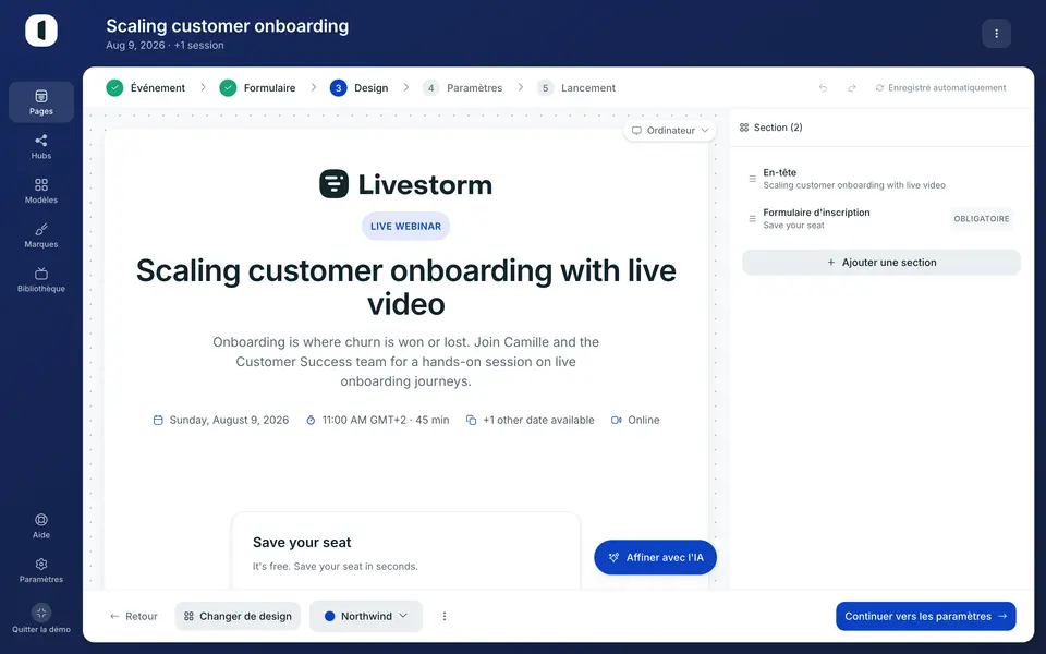 Ouvrez votre page dans le builder. En haut à droite, la pastille « Enregistré automatiquement » EST l'entrée de l'historique (il est aussi dans le menu ⋮).
